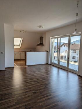 Foto - 3-Zimmer Dachgeschosswohnung mit Balkon