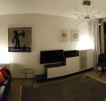 Voll ausgestattete 1-Zimmer-Wohnung mit großem Balkon in zentraler Lage - Bonn Bad Godesberg