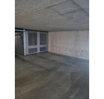 Garage geschlossen in Tiefgarage mit Regal - Singen (Hohentwiel)