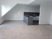 Foto - Moderne 3-Zi.-Wohnung mit EBK, Fußbodenheizung, S-Bahnnähe