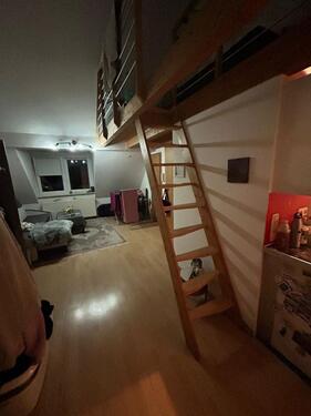 Foto - Gemütliche Dachgeschosswohnung für ruhigen Bewohner*in in Bremen