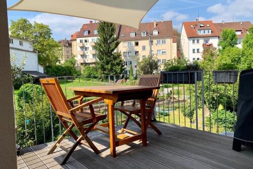 Foto - Charmante 3-Zimmer-Altbauwohnung mit großem Balkon