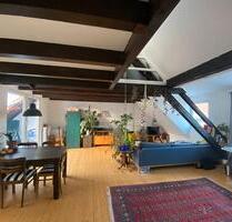 Helle Dachgeschoss Maisonette Wohnung - Braunschweig Östliches Ringgebiet