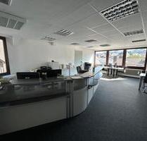 Zu Vermieten: Moderne Bürofläche (237 m²) mit Aufzug & Aussicht - Idar-Oberstein