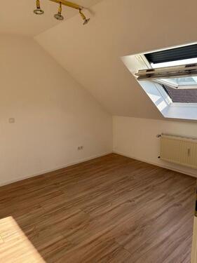 Foto - 2 Zimmer Dachgeschoßwohnung in Bornheim