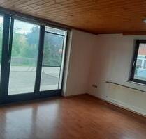 72m² Wohnung Nähe Burghausen - 725,00 EUR Kaltmiete, ca.  72,00 m² in Burghausen (PLZ: 84489)