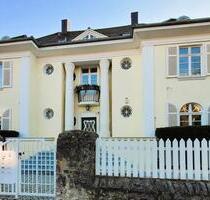 1 Zimmer Wohnung in neoklassizistischer Villa - möbliert - Pforzheim