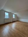 Foto - Sanierte 2-Zimmer-Dachgeschosswohnung mit Charme