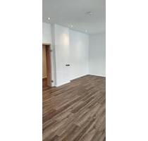 Stilvoll wohnen im kernsanierten Altbau – 100 qm, provisionsfrei - Hof Altstadt