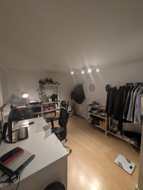 Foto - 1 Zimmer Dachgeschoßwohnung zur Miete in Hamburg