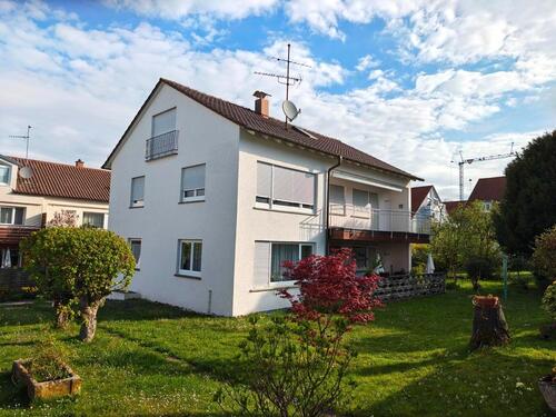Foto - Großzügige 3 Zimmer-Wohnung mit Balkon und Einbauküche
