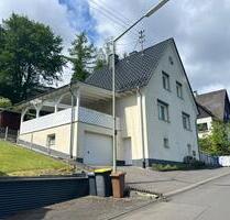 Gepflegtes Haus mit Sauna, Garage & Terrasse, - Steinebach/Sieg