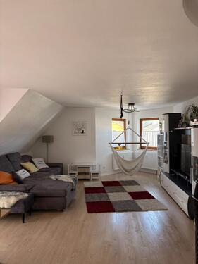 Foto - Helle 4,5 Zimmer Maisonette-Wohnung mit 2 TG-Plätzen