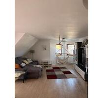 Helle 4,5 Zimmer Maisonette-Wohnung mit 2 TG-Plätzen - Villingen-Schwenningen