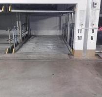 Parken Sie ihr Auto sicher und im Trockenen - München Messestadt Riem