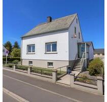 Freistehendes Einfamilienhaus - ab sofort verfügbar! - Birkenfeld