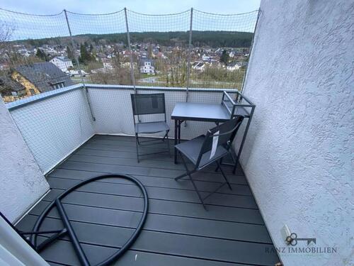 Foto - Helle Maisonettewohnung mit Fernblick, 2 Bädern & Garage – ideal für 2 Personen