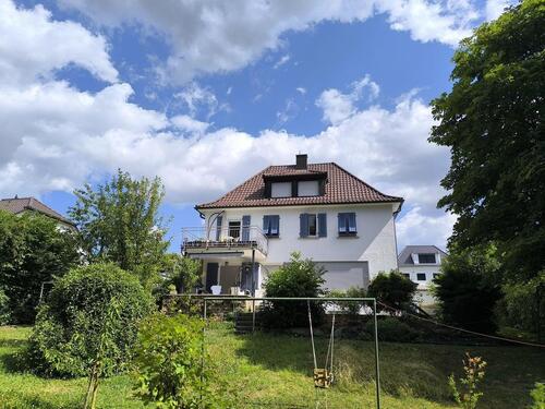 Foto - Energetisch modernisierte Erdgeschosswohnung mit Garten in ruhiger Lage und fantastische Aussicht