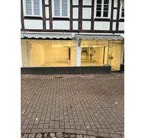 Gewerbefläche 110 m2 mit 2 Pkw Stellplätze - Springe
