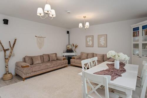 Foto - Sanierte 3-Zimmer Wohnung in begehrter Lage