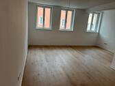 Foto - Obergeschoss - 950,00&nbsp;EUR Kaltmiete, ca.&nbsp; 82,00&nbsp;m&sup2;