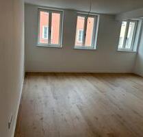Obergeschoss - 950,00&nbsp;EUR Kaltmiete, ca.&nbsp; 82,00&nbsp;m&sup2; in Weißenburg in Bayern (PLZ: 91781)