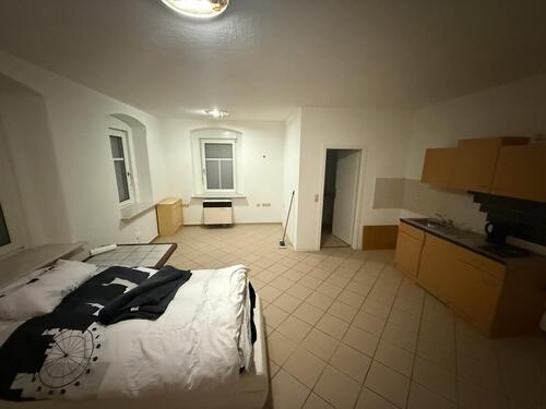 Foto - 1-Zimmer-Wohnung zu vermieten - 230,00&nbsp;EUR Kaltmiete, ca.&nbsp; 30,00&nbsp;m&sup2;