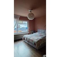 Zimmer zuvermieten ! - 475,00&nbsp;EUR Kaltmiete, ca.&nbsp; 100,00&nbsp;m&sup2; in Rheinbach (PLZ: 53359)