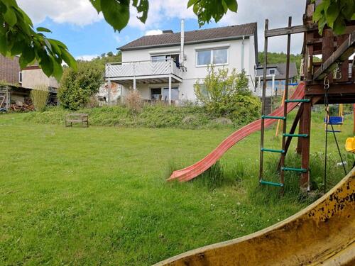 Foto - Familiendomizil mit traumhaftem Ausblick, Südhanglage Zierenberg
