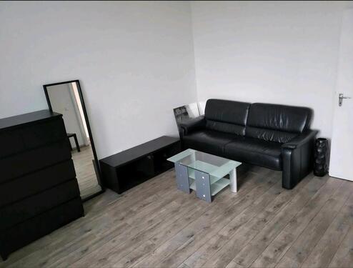 Foto - Zimmer für Frauen - 390,00&nbsp;EUR Kaltmiete, ca.&nbsp; 30,00&nbsp;m&sup2;