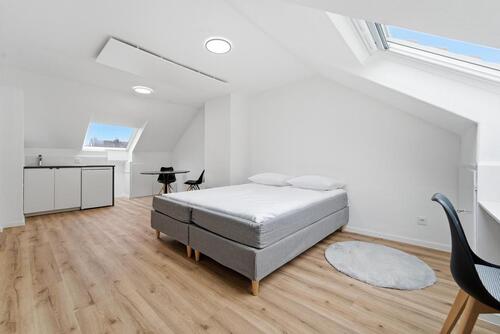 Foto - Fully furnished Studio + Garage + Balcony