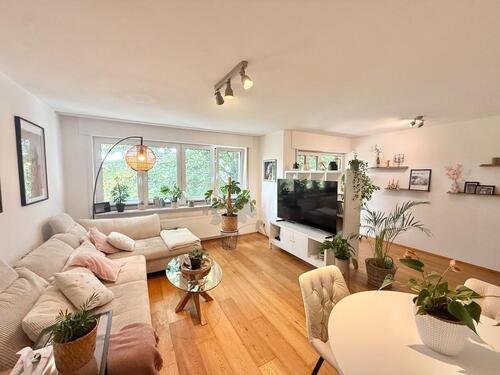 Foto - TOP moderne 2,5 Zimmer Wohnung mit Balkon; RE-Quellberg