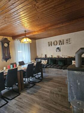 Foto - 7 Zimmer Einfamilienhaus zum Kaufen in Singhofen