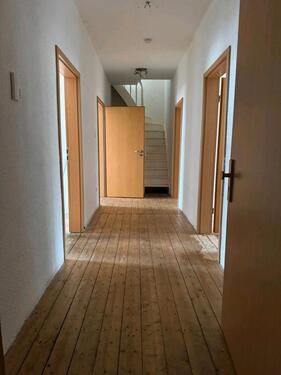 Foto - Gemütliche 4,5 Zimmerwohnung - 1.000,00 EUR Kaltmiete,