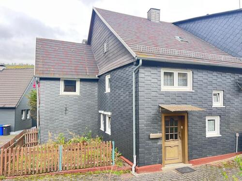 Foto - Gemütliches Haus mit Garten und Garage – ideal für Familien!