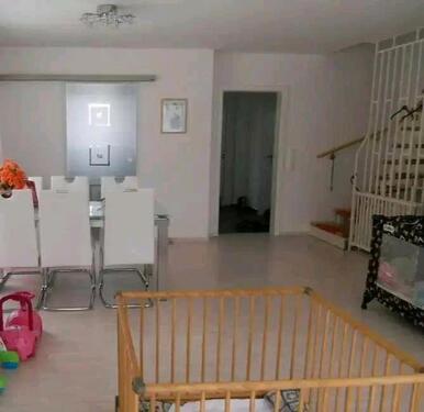 Foto - Fürth U-bahn nahes Stadthaus 5 Zimmer