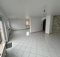 90 qm - Helle 3 Zimmer Wohnung in Viernheim ab 01.05 zu vermieten