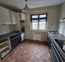 SG nähe Stadtwerke, 2 Zi.-Whg, ca. 54 m², Süd-Balkon, ruhige Lage - Solingen Wald