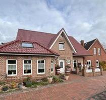 Wohnen am See: Erdgeschosswohnung mit direktem Zugang zum See - Rhauderfehn