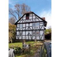 5 Zimmer-Wohnung zu vermieten - 550,00&nbsp;EUR Kaltmiete, ca.&nbsp; 120,00&nbsp;m&sup2; in Hann. Münden (PLZ: 34346)