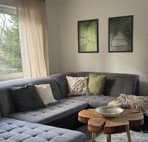 Renovierte 2-Zimmer-Wohnung mit Balkon, Einbauküche + Stellplatz - Bad Oeynhausen