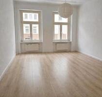 Schöne Wg Zimmer ab sofort - 430,00&nbsp;EUR Kaltmiete, ca.&nbsp; 50,00&nbsp;m&sup2; in Leipzig (PLZ: 04318) Ost
