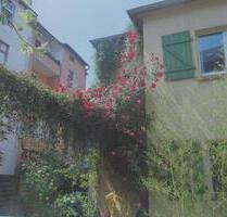 Möbilierte 2 Zi-Wohnung im EG eines EFH zur Untermiete - Bochum