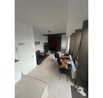 Penthouse Wohnung - 1.300,00 EUR Kaltmiete, ca.  65,00 m² in Stuttgart (PLZ: 70178) Stuttgart-Süd