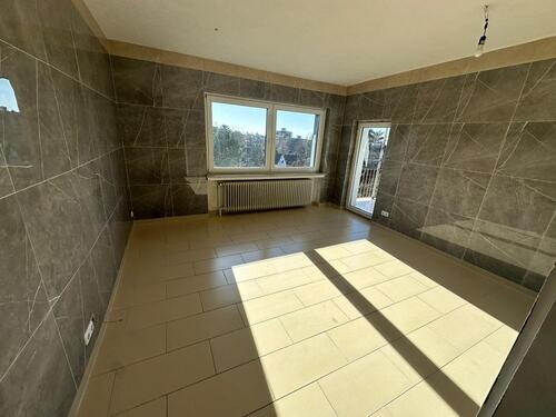 Foto - Dachgeschoßwohnung in Solingen zur Miete