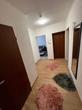 Foto - Freie 2,5 Zimmer-Wohnung für mind. 2 Personen