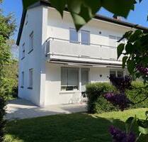 Gepflegtes EFH mit Gartenanteil in ruhiger Wohnlage - Niefern-Öschelbronn