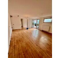 Schöne moderne 4-Zimmerwohnung mit Terrasse Zentrum von Offenbach - Offenbach am Main