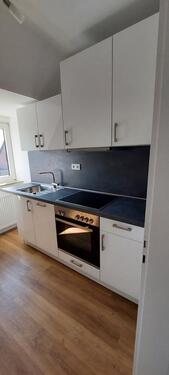 Foto - Helle 3 Zimmer DG-Wohnung Rheine, Küche - Terrasse - Tierhaltung