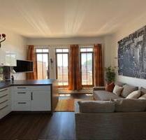 Möblierte 1,5-Zimmer-Penthousewohnung inkl. Tiefgaragenstellplatz - Hamburg Harburg